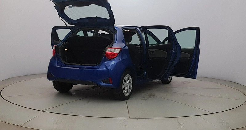 Toyota Yaris cena 60850 przebieg: 66000, rok produkcji 2018 z Dobrodzień małe 466